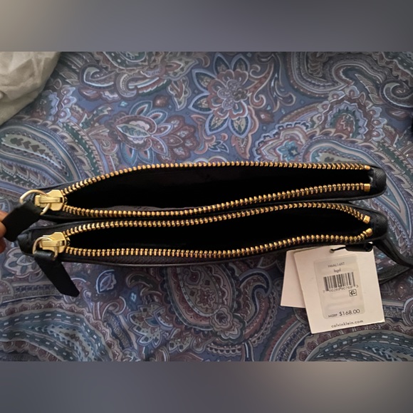 Calvin Klein Double zipper clutch - Picture 4 of 4